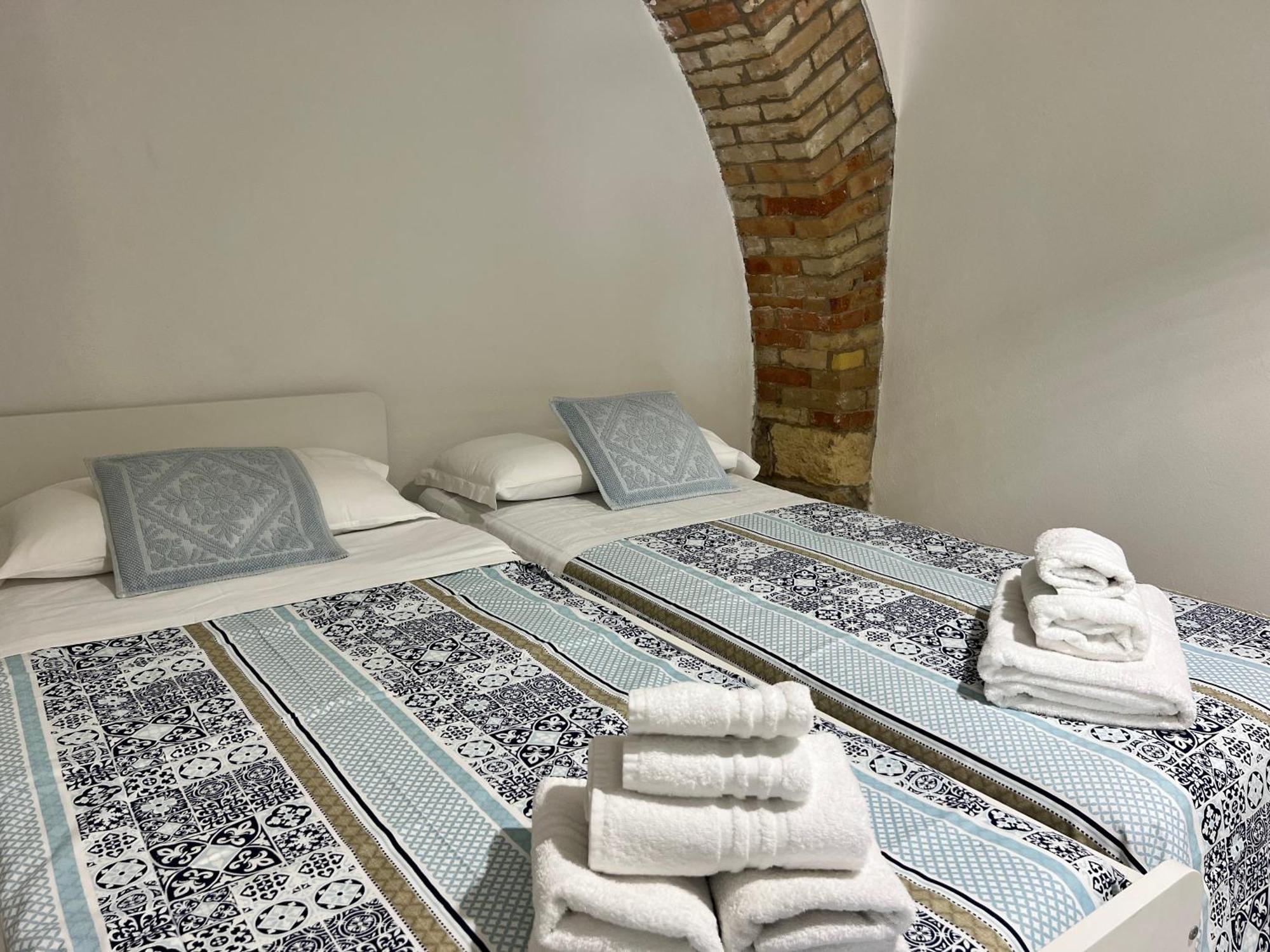 Sant Efisio Cagliari Suite Exterior photo